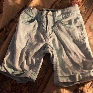 Cyan short